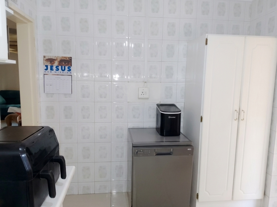 3 Bedroom Property for Sale in Geelhoutpark North West